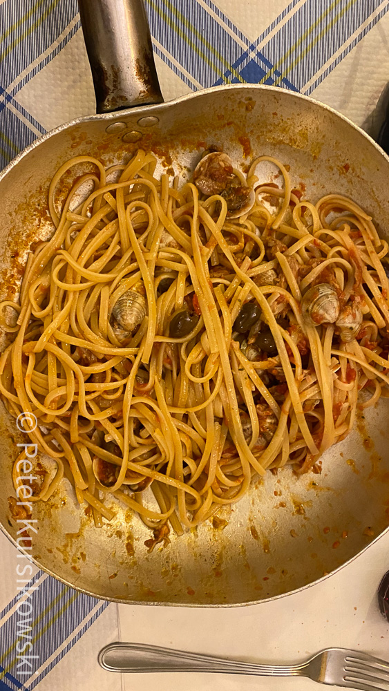 Pasta direkt aus der Pfanne